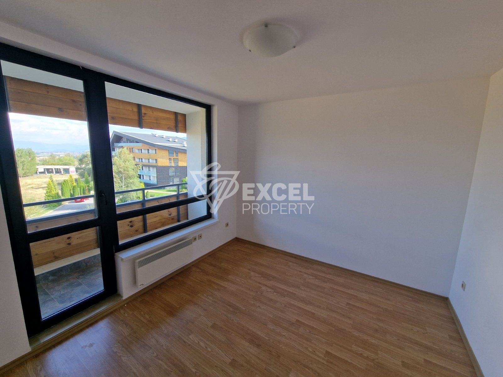 Продается просторная двухкомнатная квартира в комплексе Aspen Heights рядом с гольф-клубом Pirin Golf