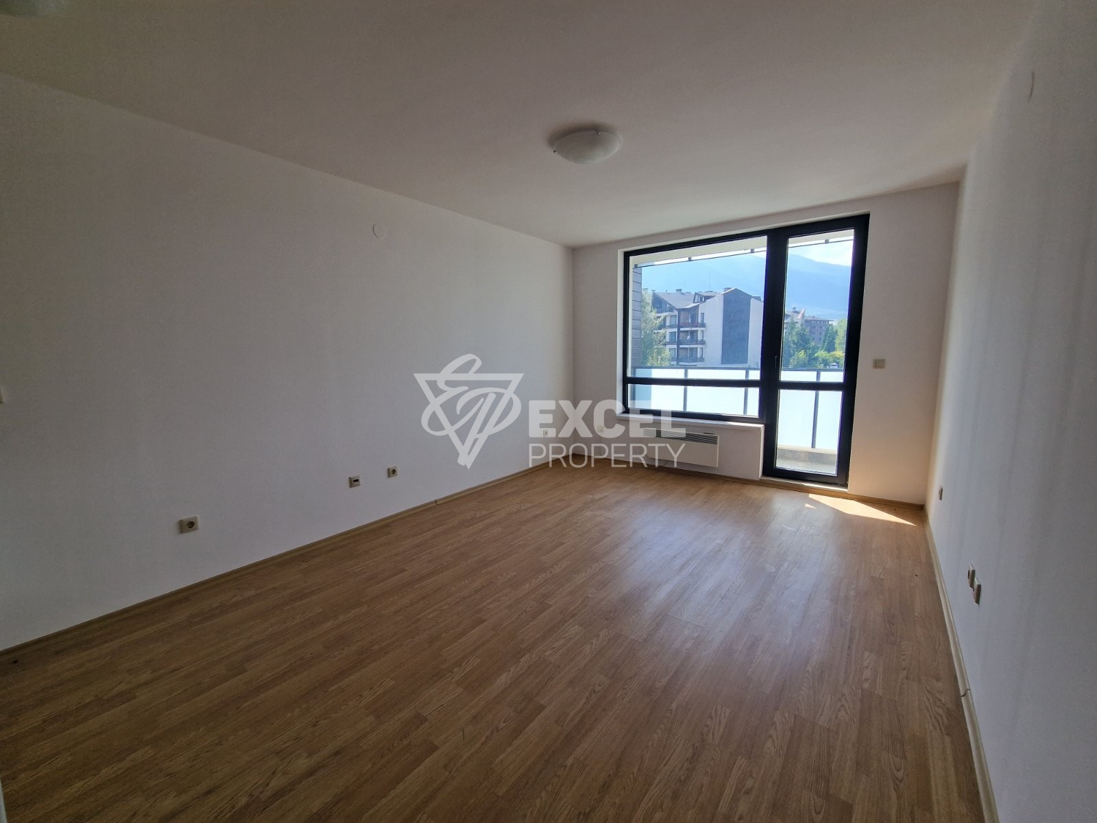 Отличный вид! Продается западная студия в комплексе Aspen Heights