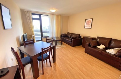 Просторная студия с террасой на продажу в Aspen Suites, рядом с гольф-клубом Pirin Golf.