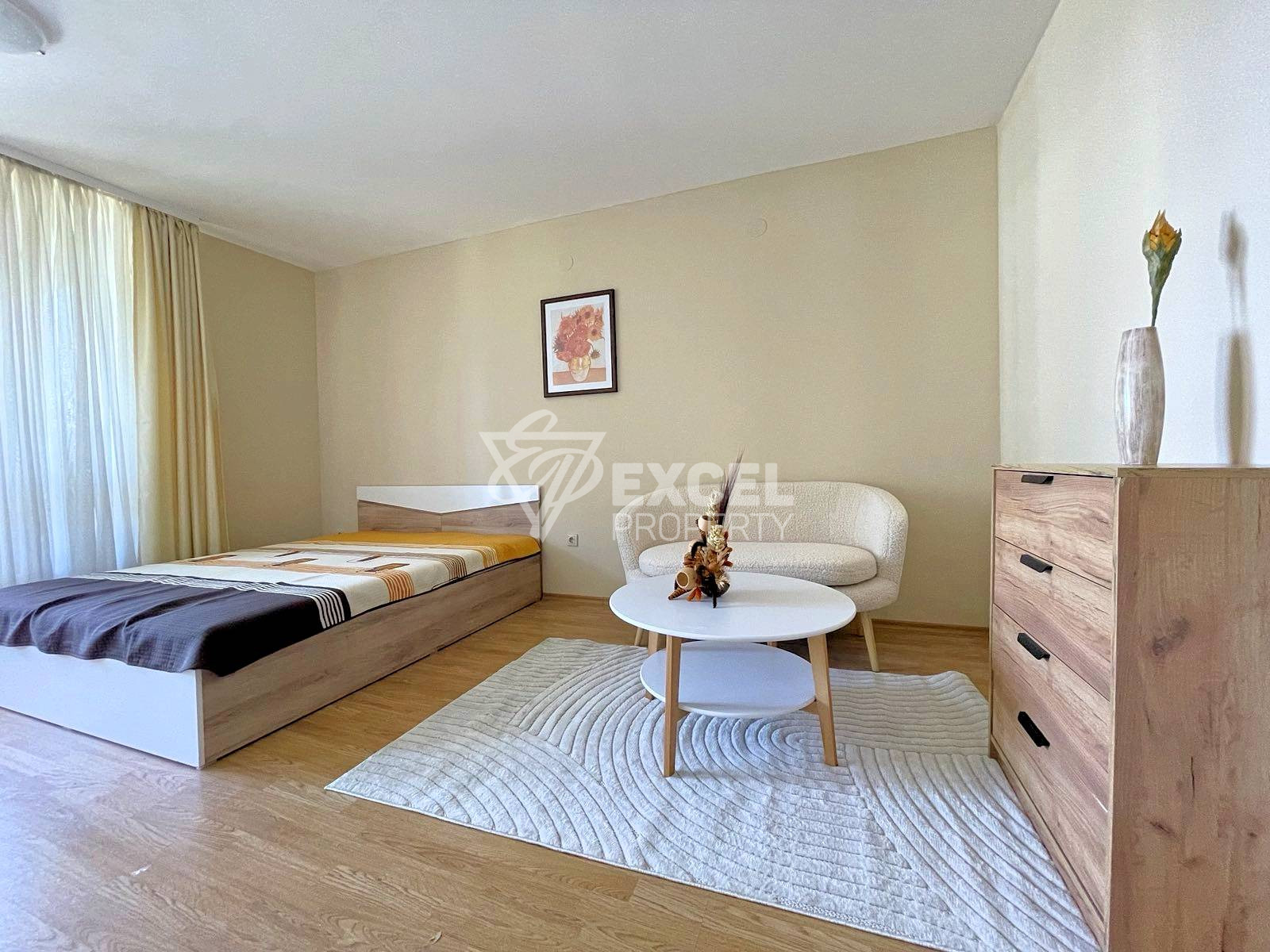 Просторная, недавно меблированная студия на продажу в Aspen Suites, рядом с гольф-клубом Pirin Golf