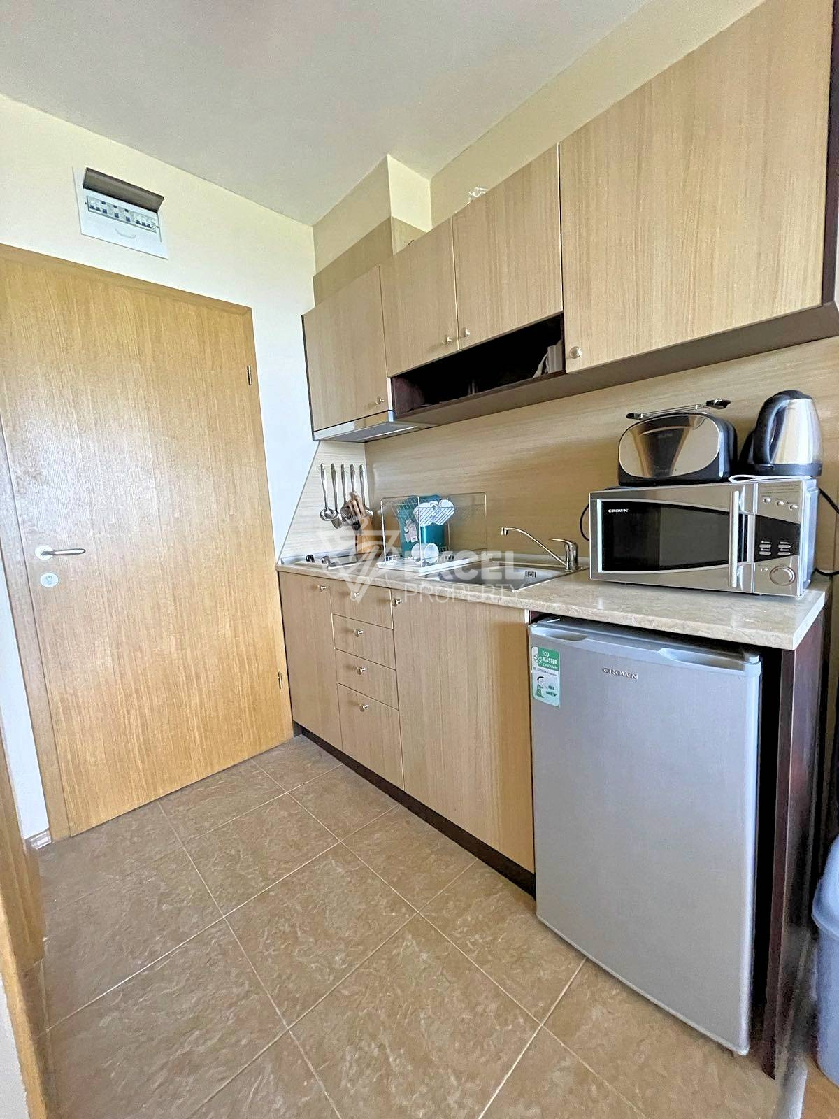 Просторная, недавно меблированная студия на продажу в Aspen Suites, рядом с гольф-клубом Pirin Golf