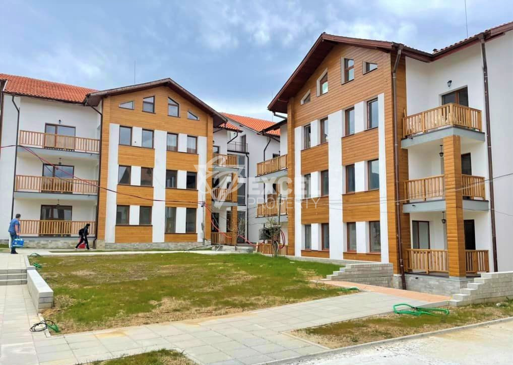 Продается новая двухкомнатная квартира у подножия горы Пирин
