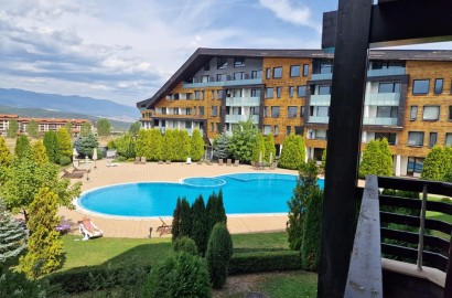 Продается просторная двухкомнатная квартира в комплексе Aspen Suites рядом с гольф-клубом Pirin Golf