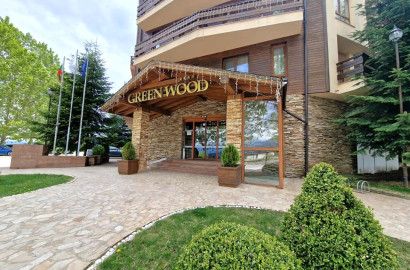 Продается просторная двухкомнатная квартира в Green Wood, Разлог