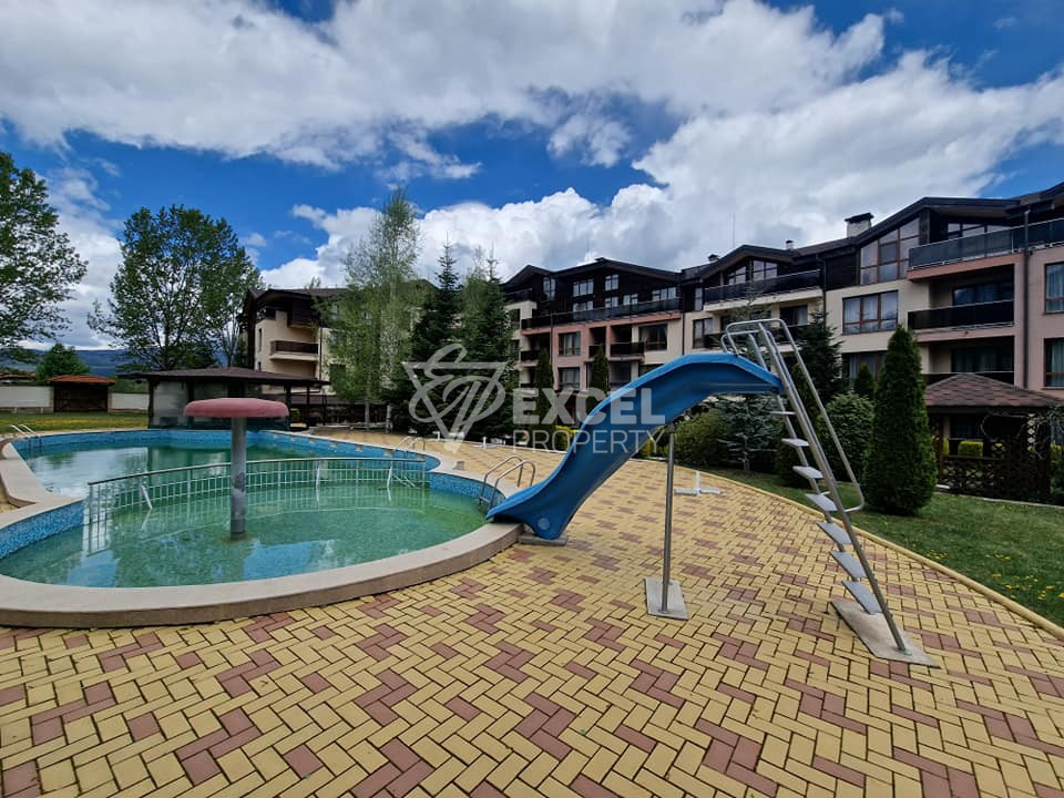 Просторно, обзаведено студио с фронтална гледка към Пирин за продажба в Green Wood, район Разлог