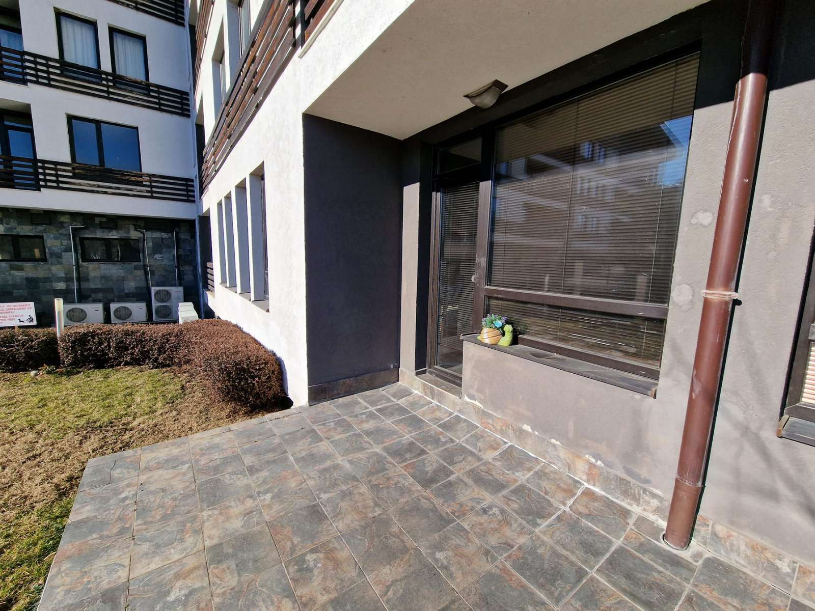 Продажа южной двухкомнатная квартиры в комплексе Aspen Valley недалеко от Разлога