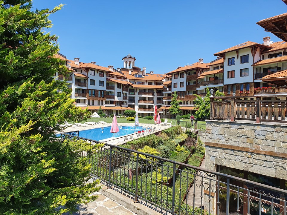 Просторная двухкомнатная квартира в Bansko Royal Towers рядом с подъемником