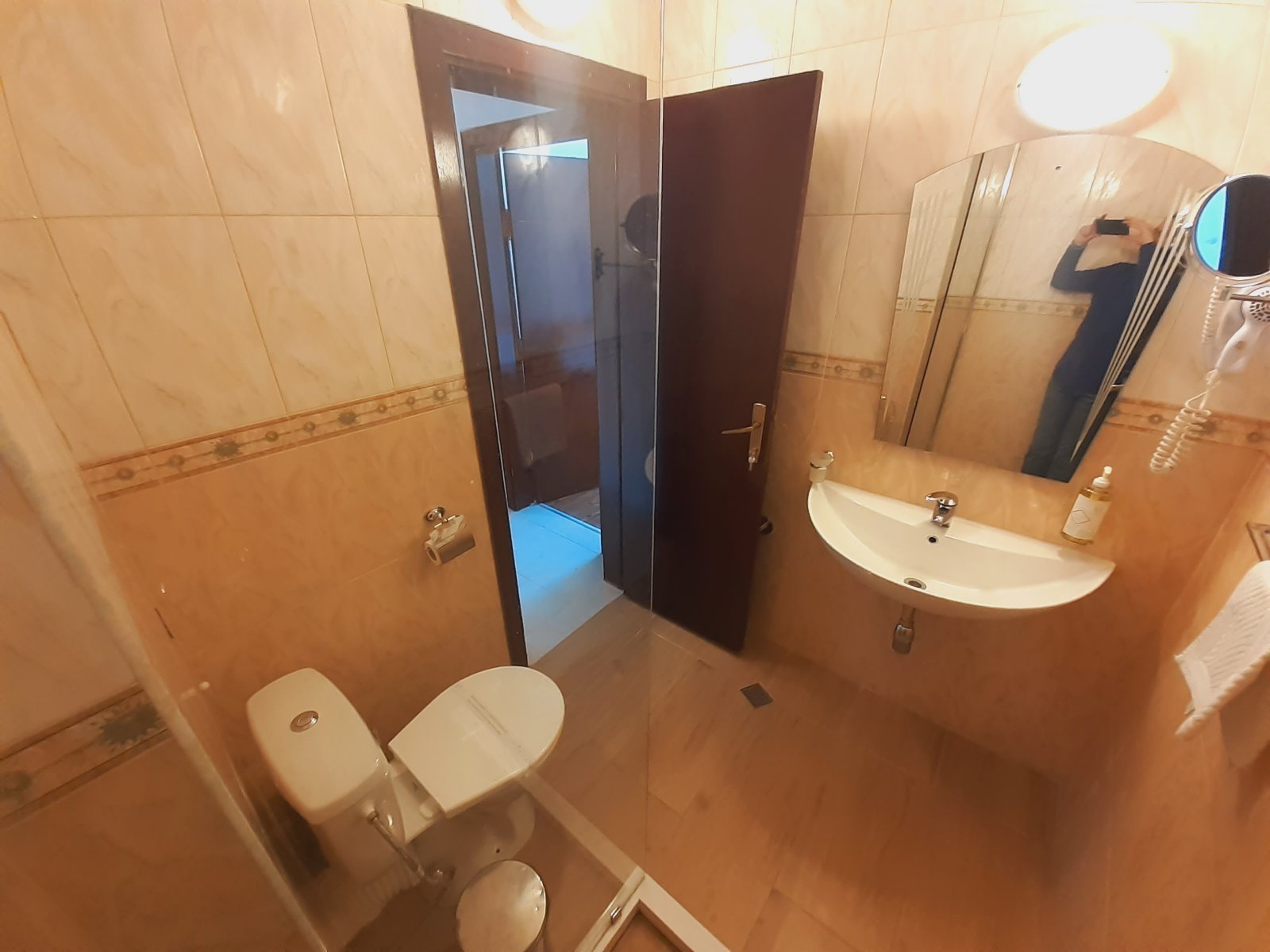 Банско: Трехкомнатная квартира в закрытом комплексе Elegant LUX с бассейном