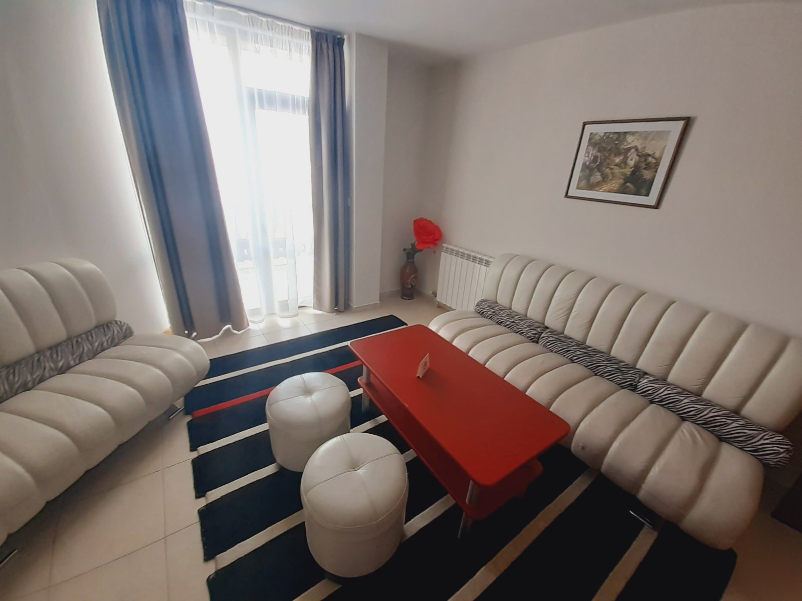 Банско: Трехкомнатная квартира в закрытом комплексе Elegant LUX с бассейном