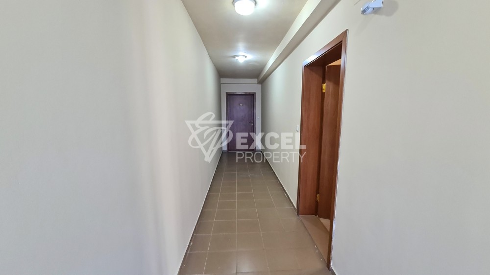 Акция! Очень просторная двухкомнатная квартира на центральной аллее Солнечного Берега