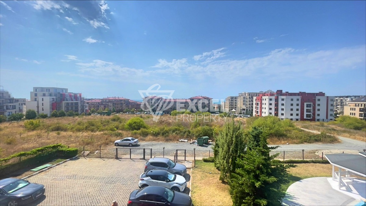 Двухкомнатная квартира в Святом Власе, в 500м от моря.