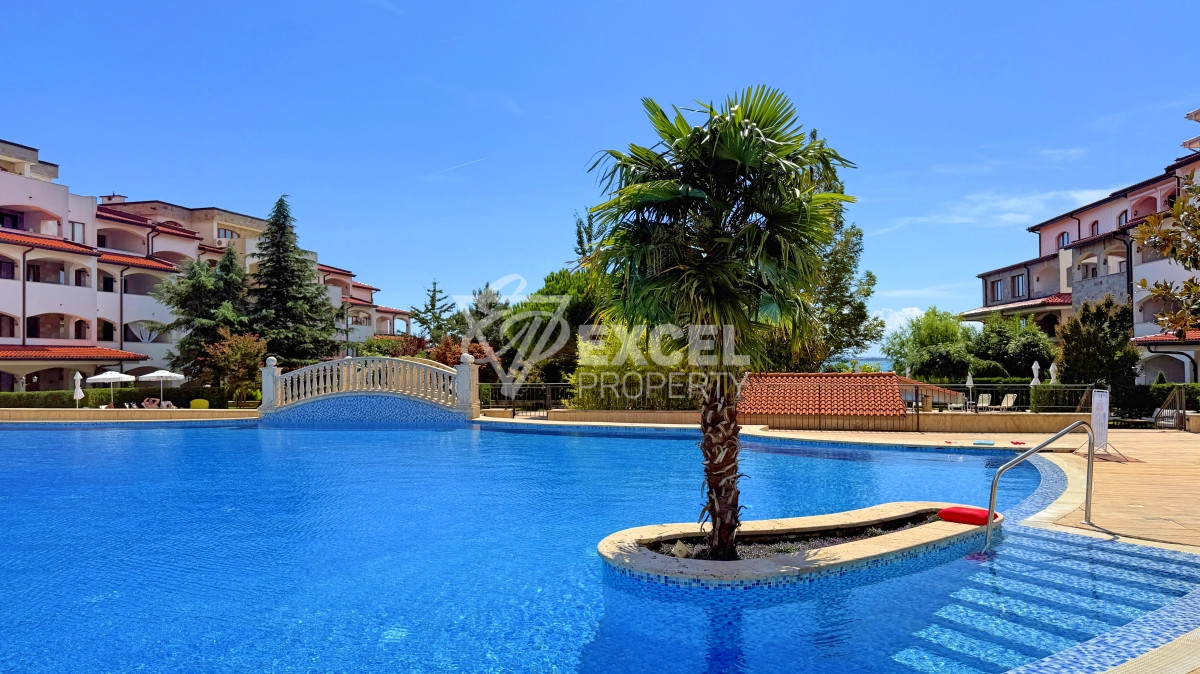 Уникальная многокомнатная недвижимость с атмосферой дома на первой линии моря - Святой Влас