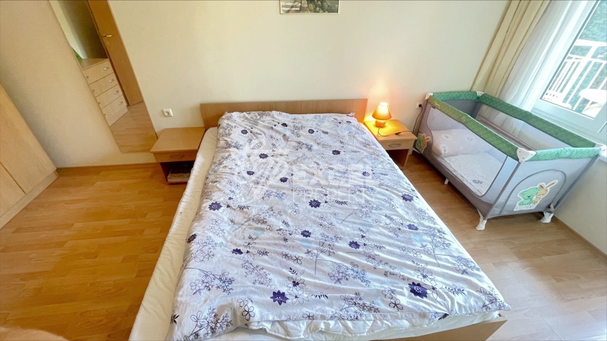 Полностью меблированная, двухкомнатная квартира в Святом Власе