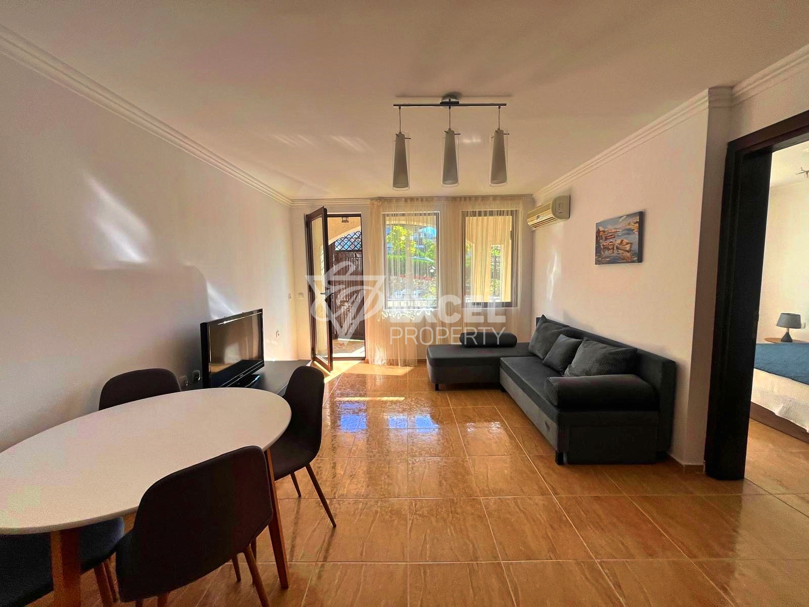 Просторная трёхкомнатная квартира в комплексе «Камбани 3», Святой Влас