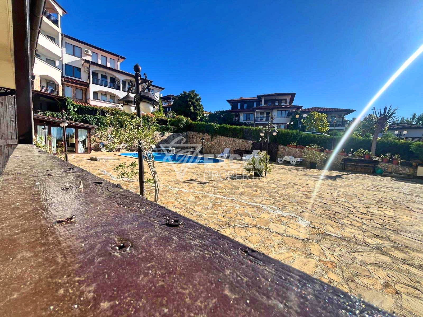 Просторная трёхкомнатная квартира в комплексе «Камбани 3», Святой Влас