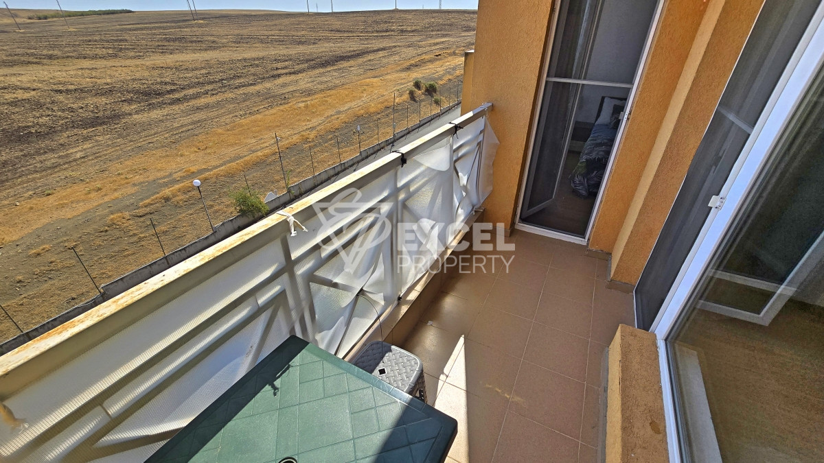 Двухкомнатная квартира в комплексе Сани Дей 6, Солнечный Берег