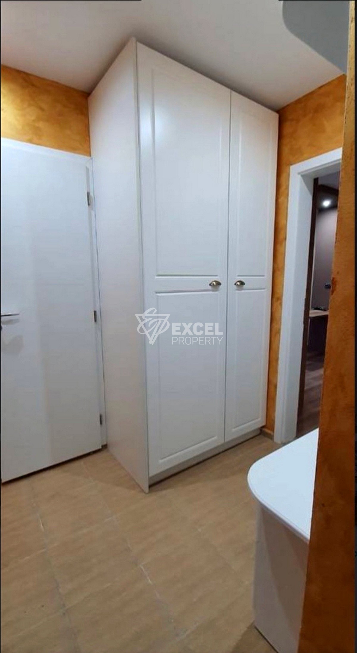 Роскошная двухкомнатная квартира - район Черно Море 2.