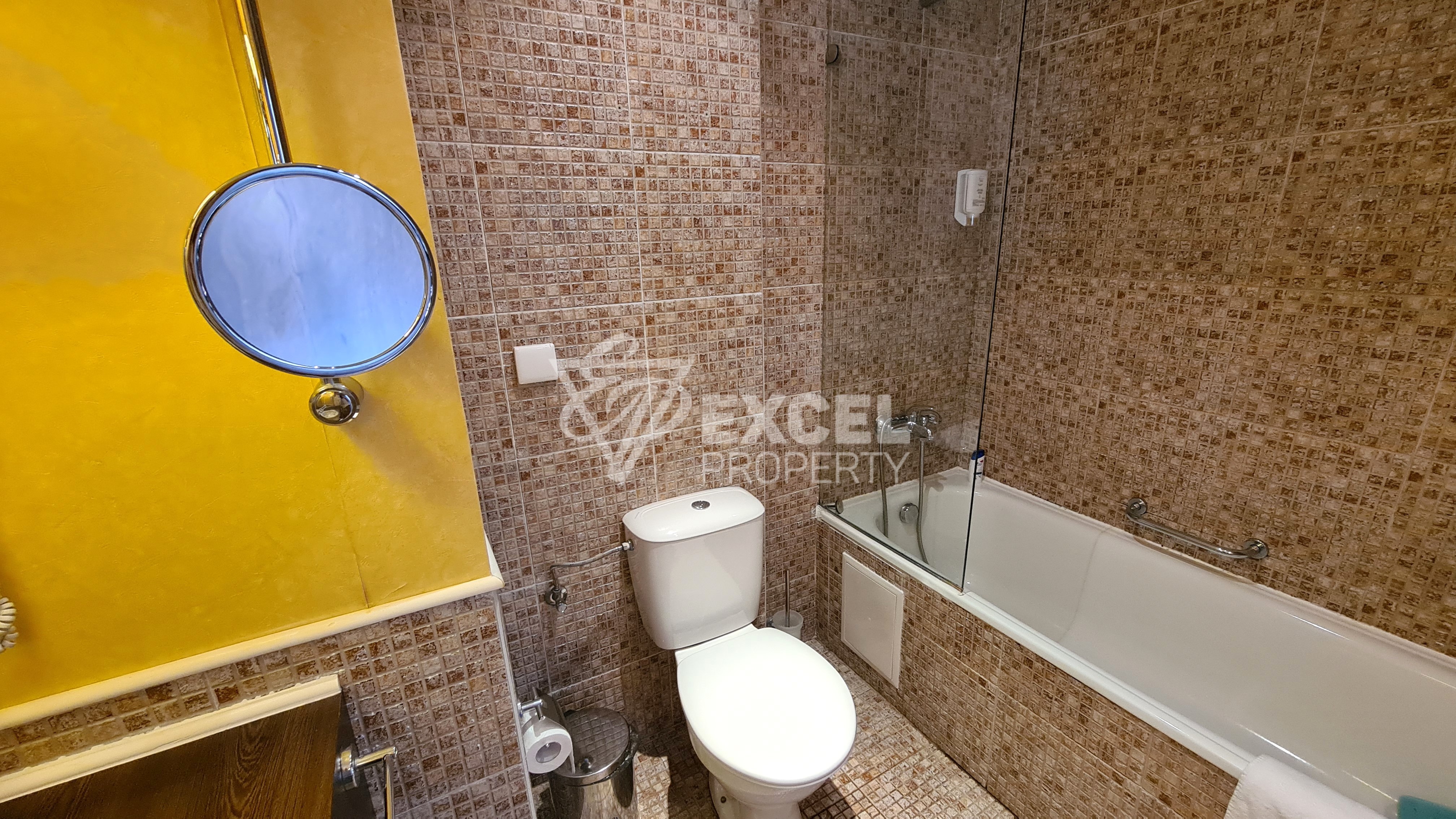 Меблированная двухкомнатная квартира в комплексе Барсело Роял на Солнечном Берегу